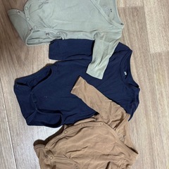 赤ちゃん服の画像