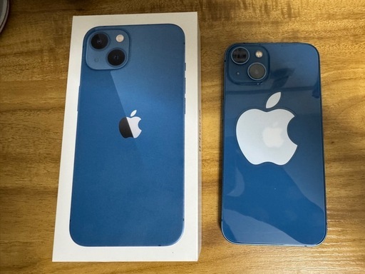 美品】iPhone 13 ブルー [128GB] SIMフリー 修理歴なし (ジェイムズ