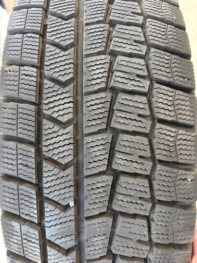 ダンロダップスタッドレス 本日のみ出品ダンロップスタッドレス185/65R15 (がぼん) 長森のタイヤ
