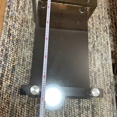 ガラステーブルの画像