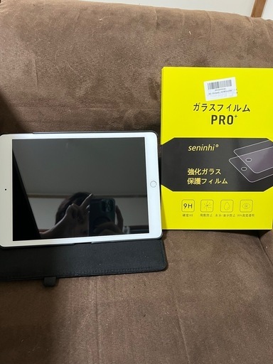 iPad第7世代32GB Wi-Fiモデル (ポンッ！) 御厨のiPadの中古あげます