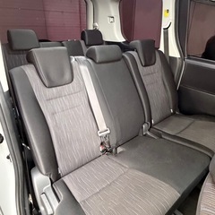 トヨタ　ヴォクシー車検付きの画像