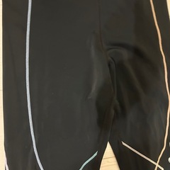 CWX美品テーピング疲労回復スパッツ➕ユニクロ　ハーフパンツセットの画像