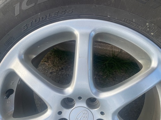スバル純正17インチホイールとスタッドレスタイヤ225/65/r17 (Take