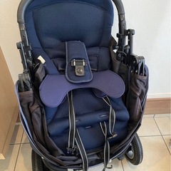 Aprica 3輪ベビーカー ネイビー(レインカバー付)の画像