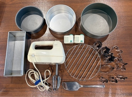 お菓子作り道具セット (豆作) 富士宮の調理器具《製菓用具》の中古