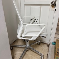 【無料】KOKUYO コクヨ オフィスチェア デスクチェア
の画像