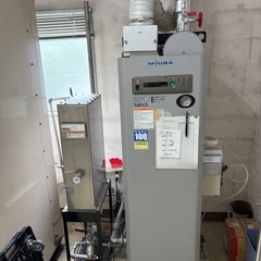 衣服、古着などのクリーニング用のスチーム機の画像
