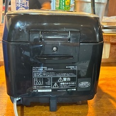 IHジャー炊飯器　5.5合　2017年製の画像