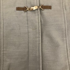 Mサイズグレー系のコートの画像