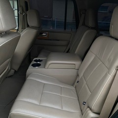 ⭐️８ナンバー⭐️ リンカーン ナビゲーター 車椅子登録の画像