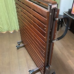 木製折りたたみベッド キャスター付き  シングルベットの画像