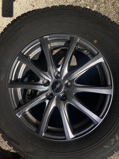 スタッドレスタイヤ215/65R16ブリザックVRX (てて) 平松のタイヤ