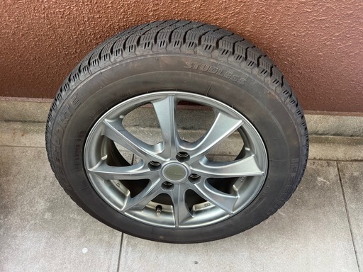 トヨタアクア使用】スタッドレス4本 175/65R15 アルミホイール付 ICE