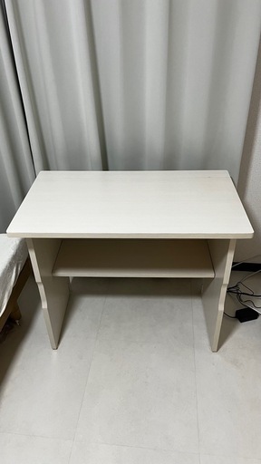 【引き取り限定】折りたたみデスク 折りたたみデスク（引き取り限定） (E) 守口市のテーブルの中古