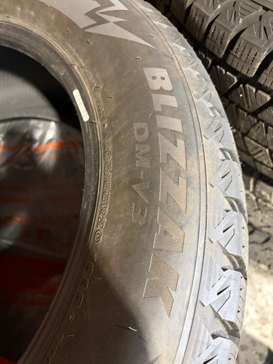 ブリザックDM-V3 スタッドレス (さくら) 白石のタイヤ、ホイールの中古