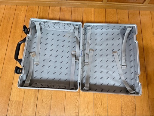 RIMOWA 希少 リモワ シルバー アタッシュケース アルミニウム シルバー