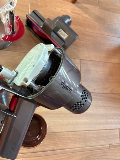 ダイソンSV14 コードレスクリーナージャンク部品取り (にしやん