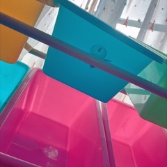 おもちゃ箱！おもちゃラック！おもちゃ収納カラフル×白おかたづけラックの画像
