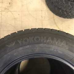 無料タイヤ　215/65R16【4213】の画像