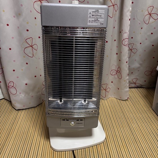 あゆ　コロナ遠赤外線電気ストーブ CORONA コロナ 遠赤外線ストーブ 電気ストーブ (Kaka ) 萩原天神の季節