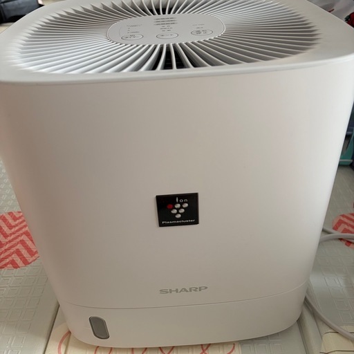 SHARP 除湿乾燥機 CV-P60-W 本体 2024年製 (らむ 年中断捨離) 福岡の