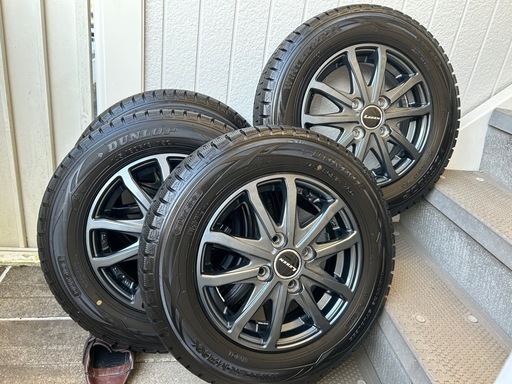 車のタイヤ,オイルセット145/80R13 (田中) 成田のタイヤ、ホイールの
