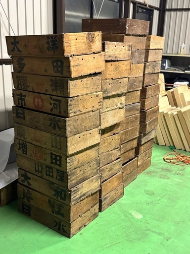 ビンテージ 木箱 かとりせんこう 南洲香 古道具 当時物 昭和レトロ りんご箱 古い木箱 昭和レトロ りんご箱 (mitsu) 五井のインテリア雑貨/小物
