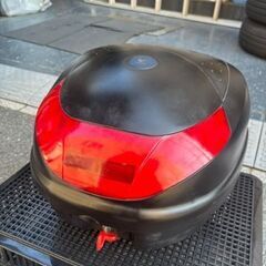 リアボックス　ワイズギア　Y’sGEAR　1,000円の画像