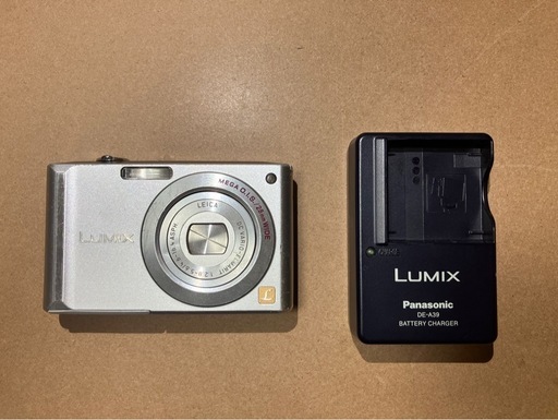 LUMIX DMC-FX55 810万画素デジカメ (にっしー) 吉田のカメラ《デジタル