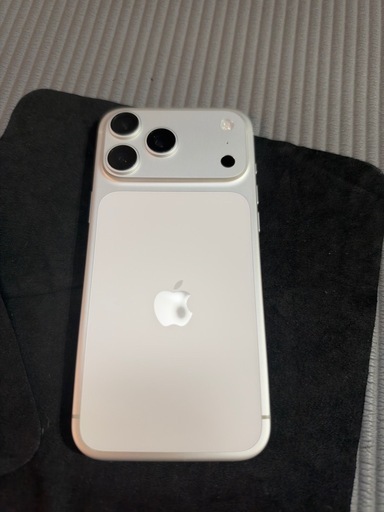 iPhone17promax 256g (K) 新町のソフトバンク《iPhone》の中古あげます