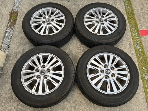 195/65R15 トヨタ純正ホイールバリ山タイヤ4本セット (T) 名護のタイヤ