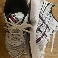 ASICS  運動靴　スニーカーの画像