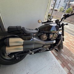 スポーツスターs1250の画像
