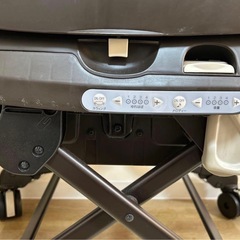 combi オートハイローチェア ネムリラの画像
