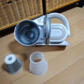 ★売ります!!西宮市★中古・コードレスクリーナー・BLACK DECKER★の画像