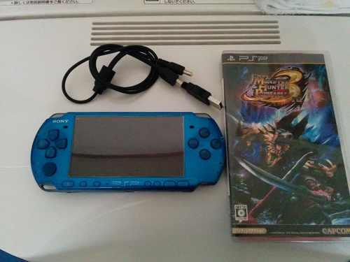 psp3000モンハン付き