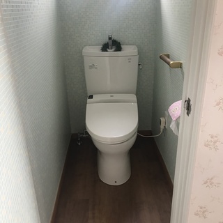 トイレもフローリングに！