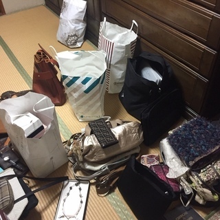 出張買取を中心に行っております。